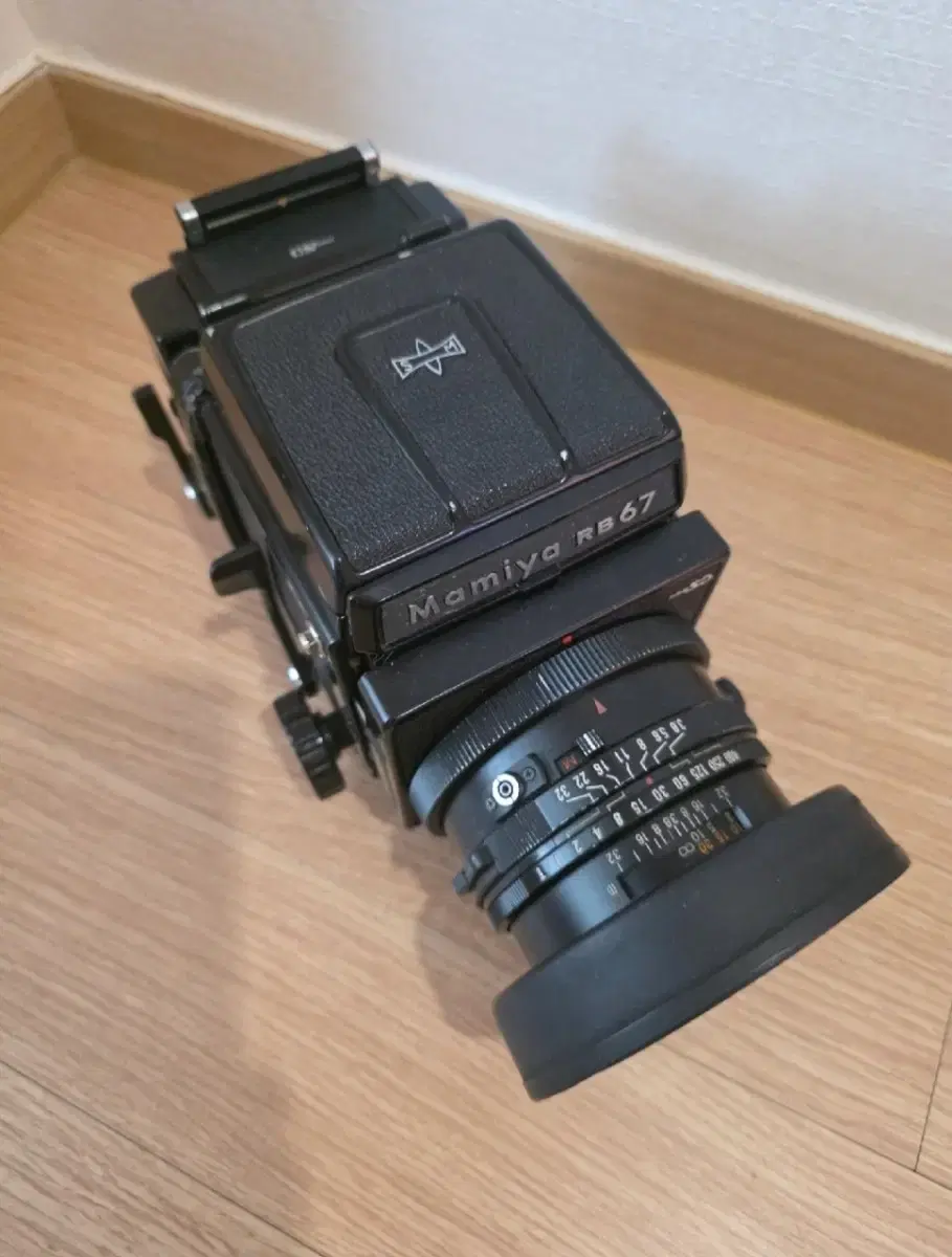 フィルムカメラ Mamiya RB67 Pro + 90mm f3.8 Film Camera Mamiya RB67